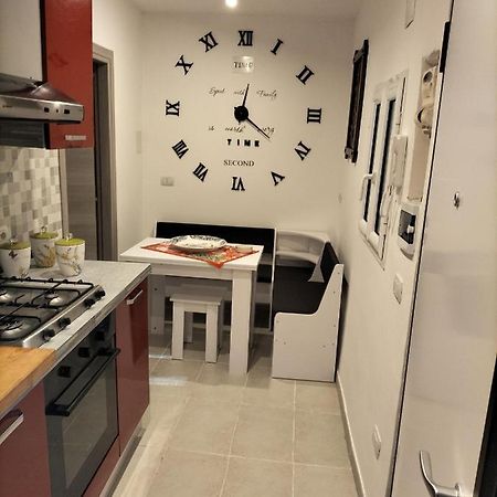 Dimora Di Don Kikkone Apartment Naples Luaran gambar