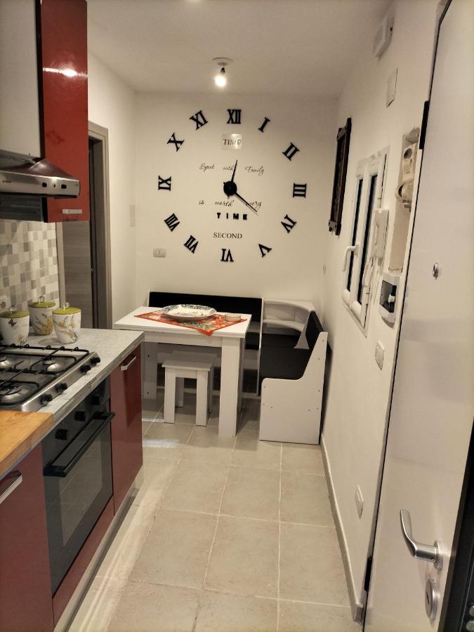 Dimora Di Don Kikkone Apartment Naples Luaran gambar